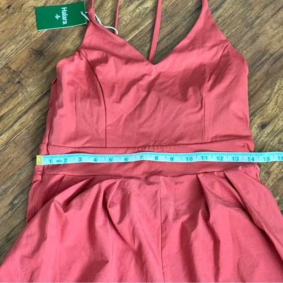 Halara NWT Wide Leg Athleisure Jumpsuit – Medium – Kapok Red - Picture 4 of 10